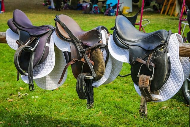 English Saddles The history of horse tack