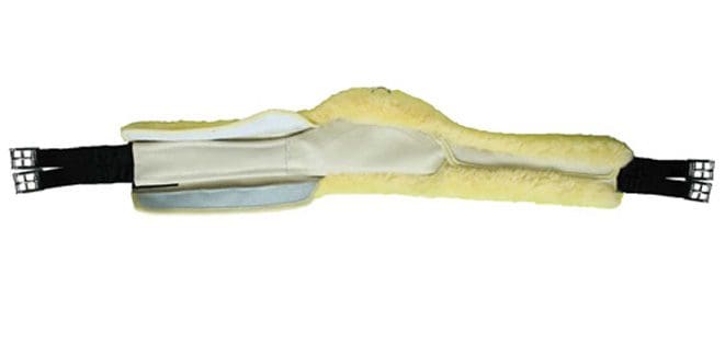 Best Girth for Sensitive Horses | Expert picks + Guide 4 Mattes Long Asymmetric Girth