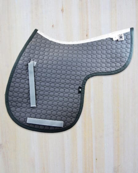 Shaped Numnah AP Size M